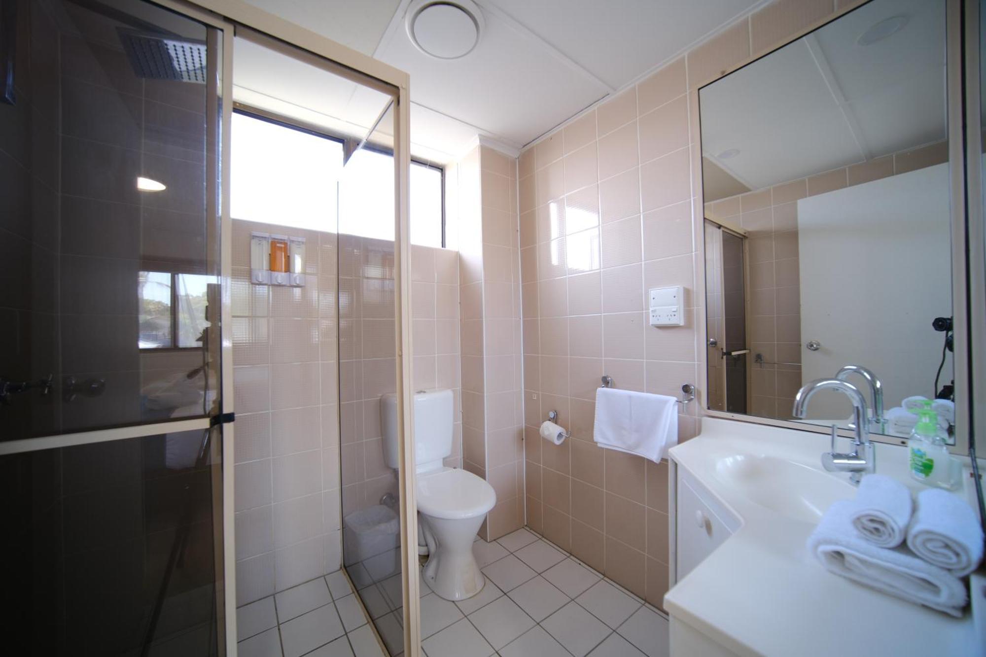 Lakeside Inn Wollongong Primbee Zewnętrze zdjęcie