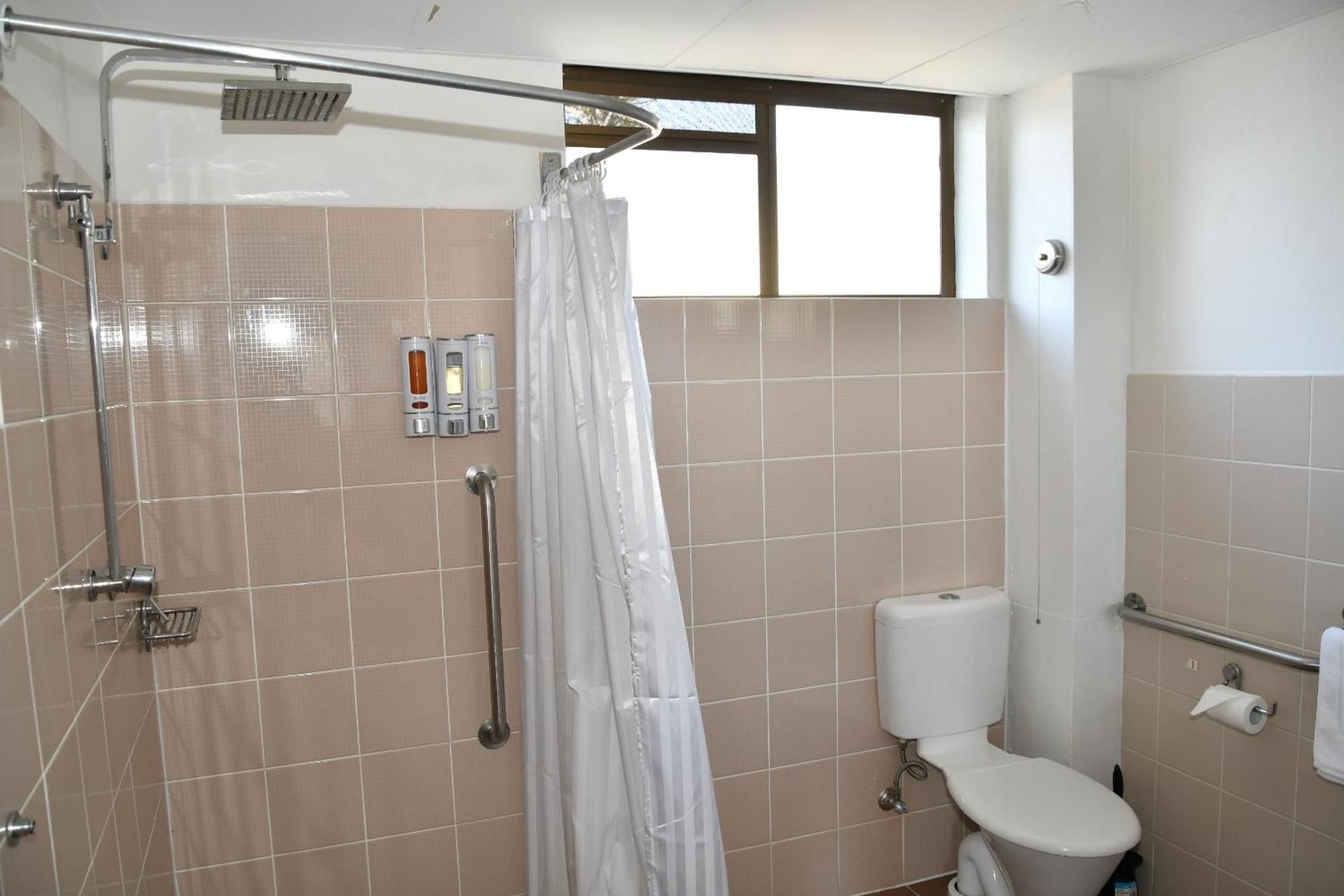 Lakeside Inn Wollongong Primbee Zewnętrze zdjęcie